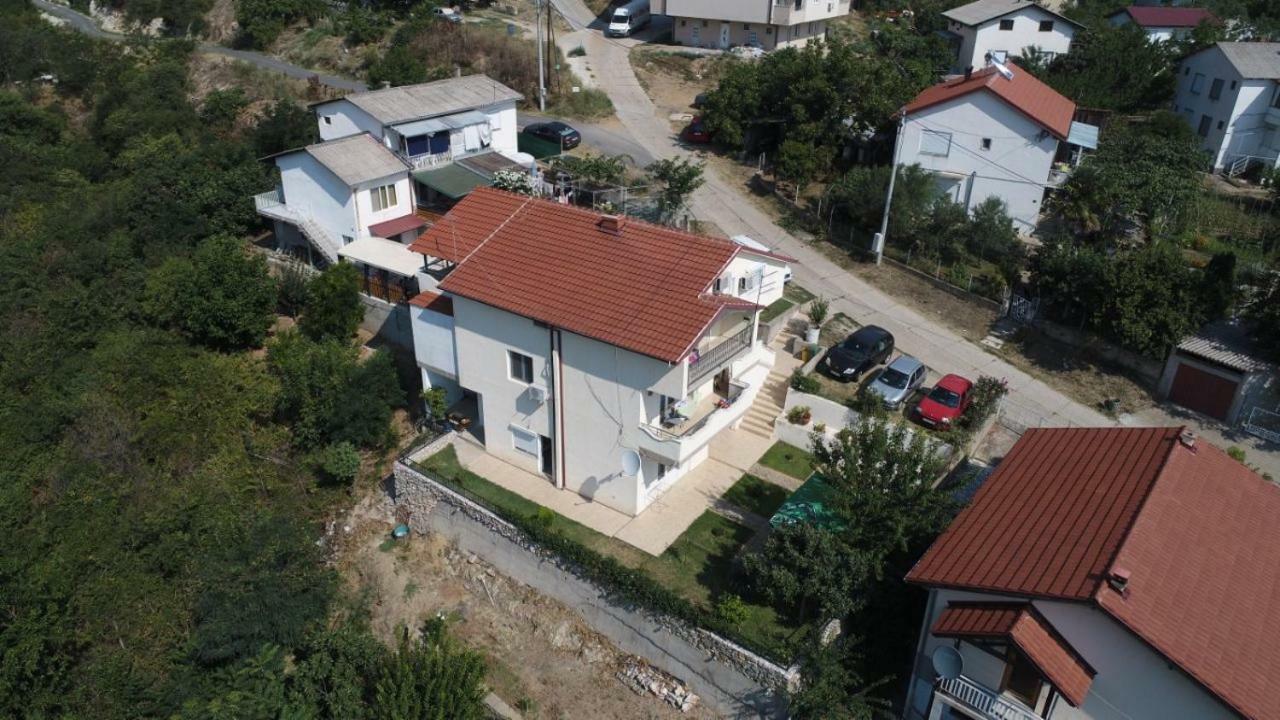 Guest Home Elena Dojran Exterior photo